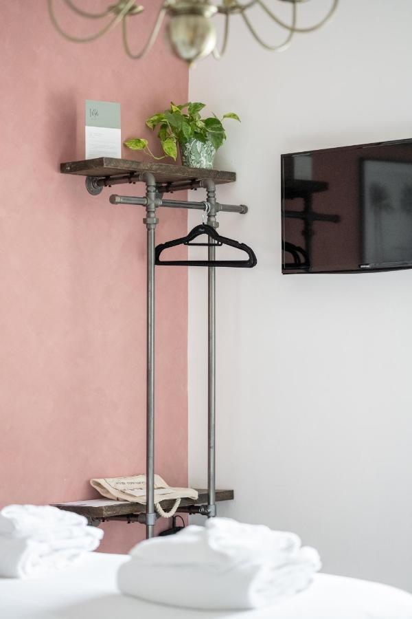 Lyme Townhouse Bed & Breakfast Лайм Риджис Екстериор снимка