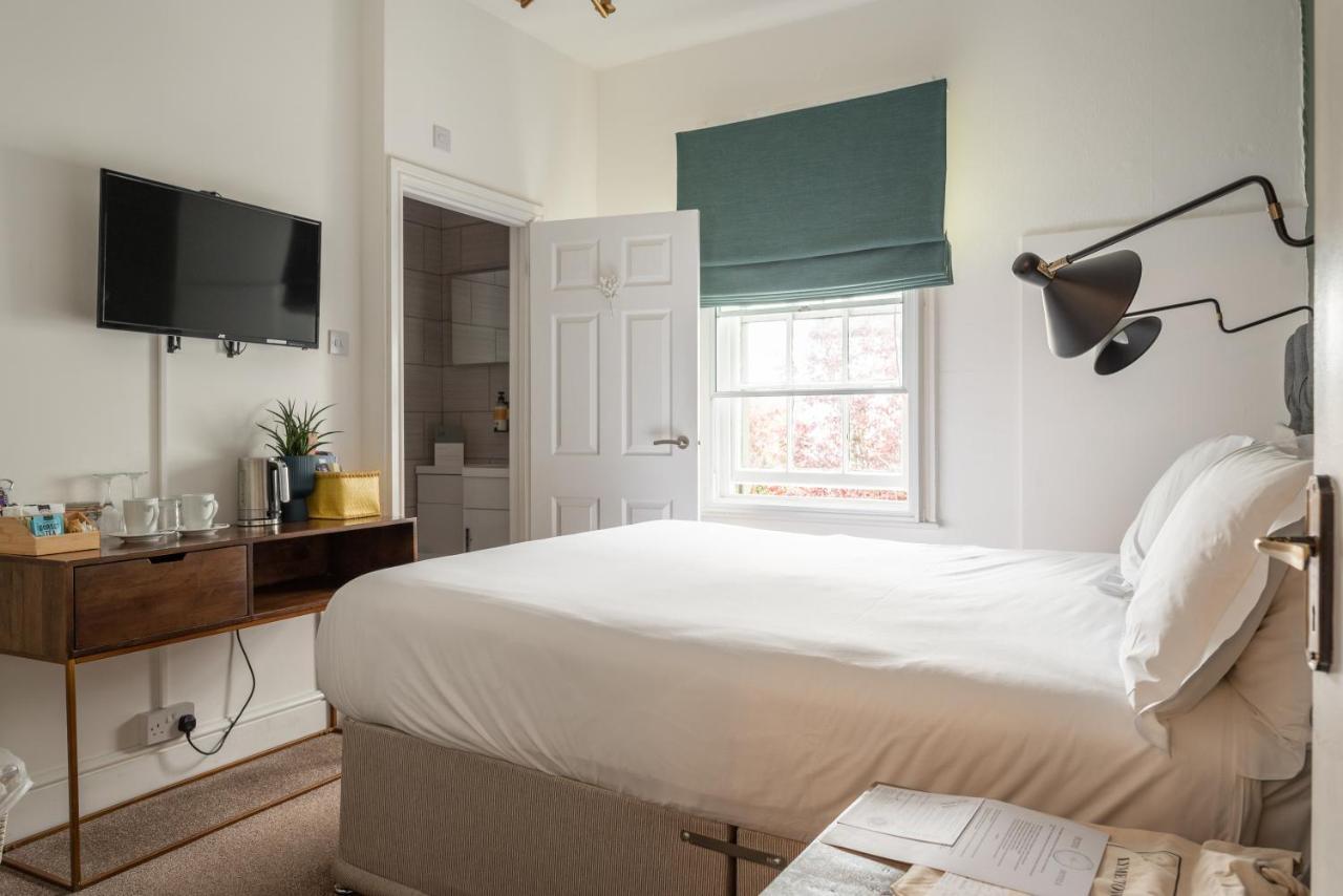 Lyme Townhouse Bed & Breakfast Лайм Риджис Екстериор снимка