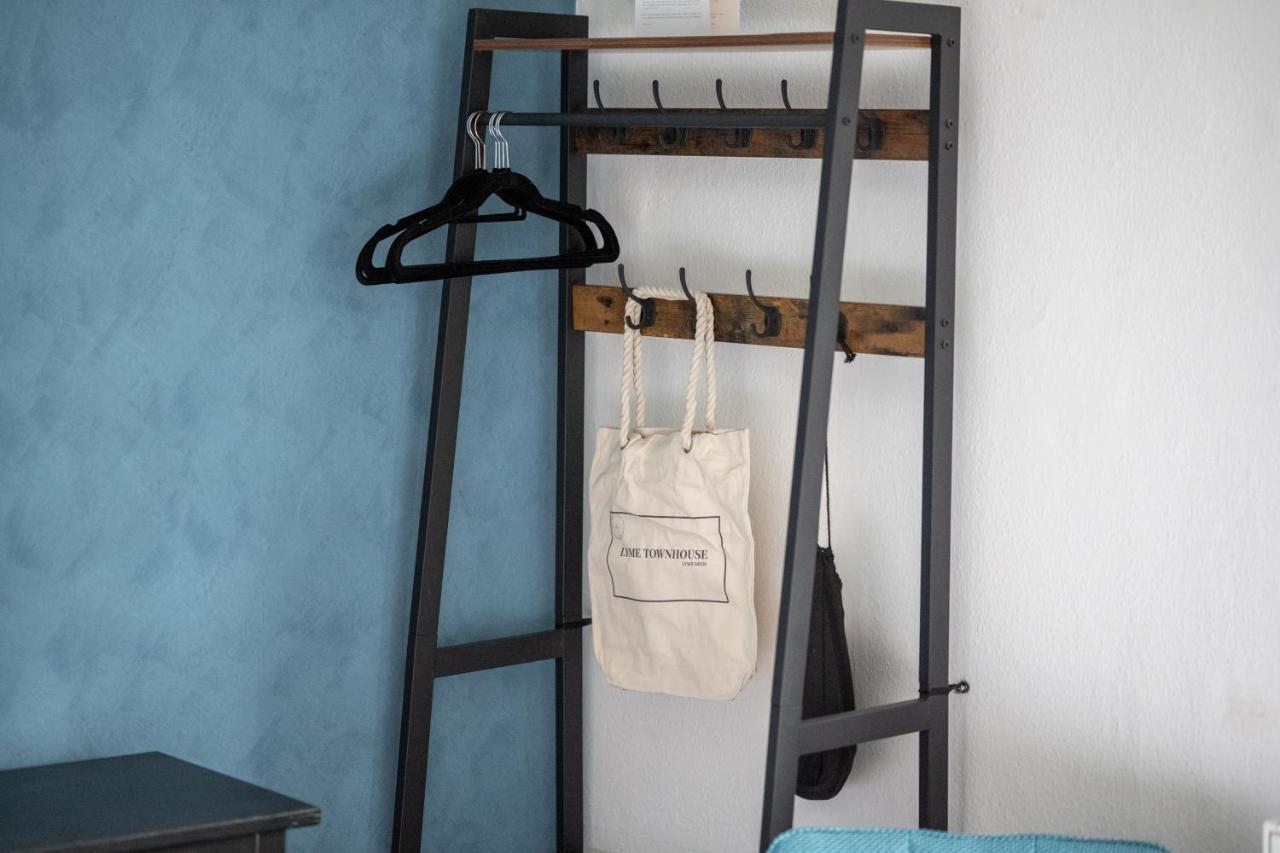 Lyme Townhouse Bed & Breakfast Лайм Риджис Екстериор снимка