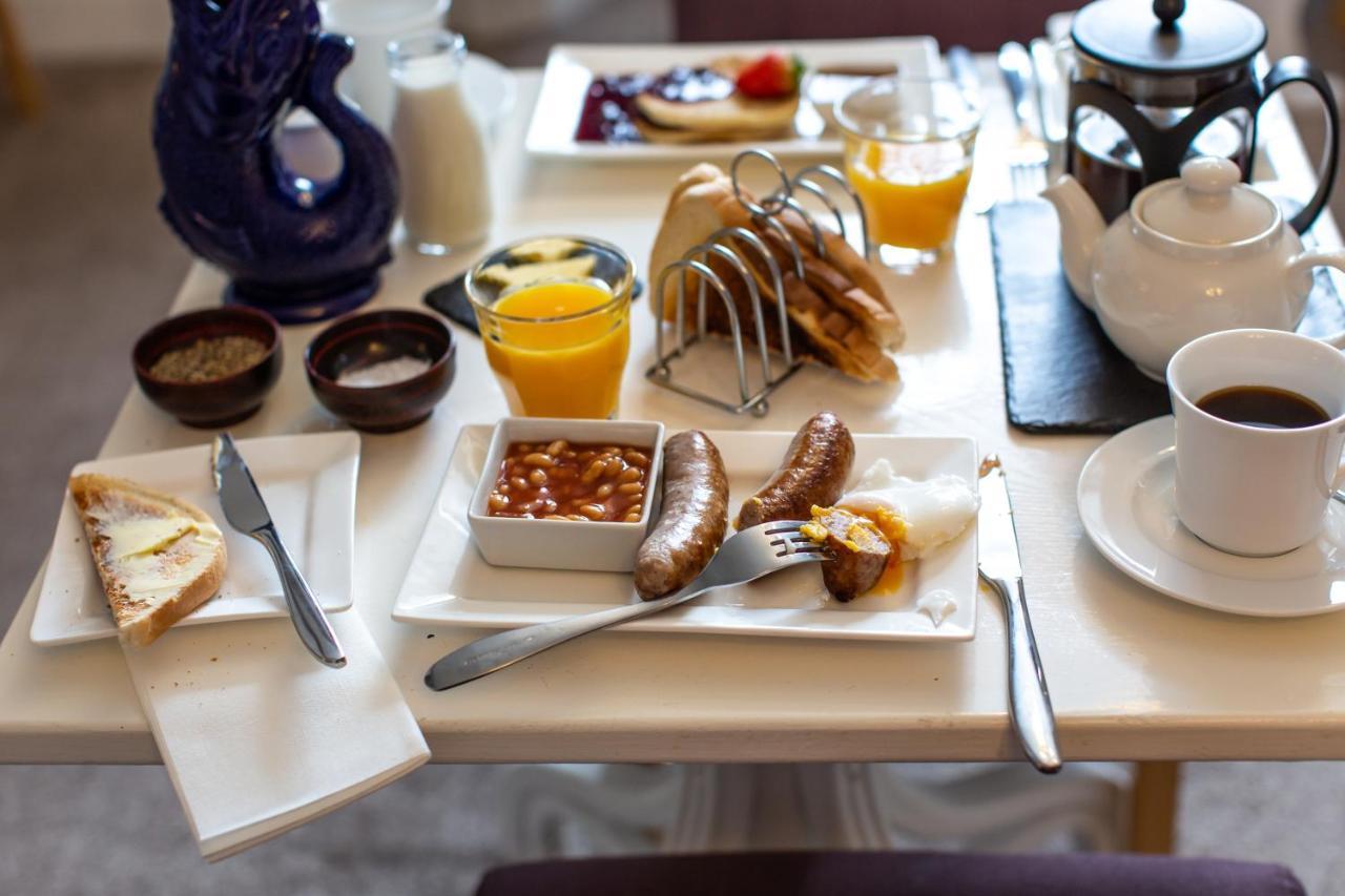Lyme Townhouse Bed & Breakfast Лайм Риджис Екстериор снимка